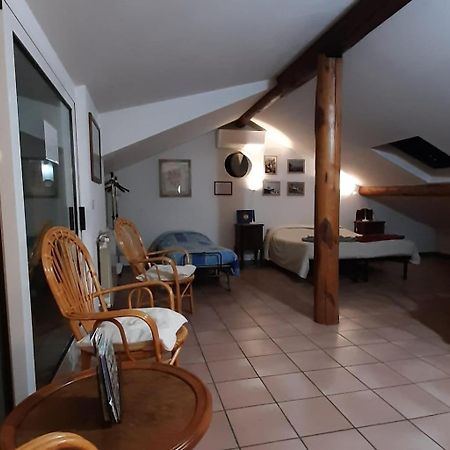 La Soffitta Di Maria Apartment ลาสเปเซีย ภายนอก รูปภาพ