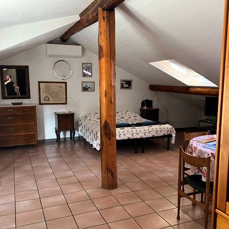 La Soffitta Di Maria Apartment ลาสเปเซีย ภายนอก รูปภาพ