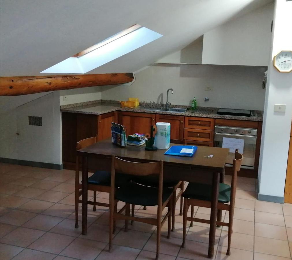 La Soffitta Di Maria Apartment ลาสเปเซีย ภายนอก รูปภาพ